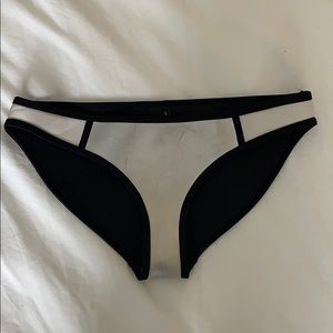 Silver and White Triangl Medium Bottoms